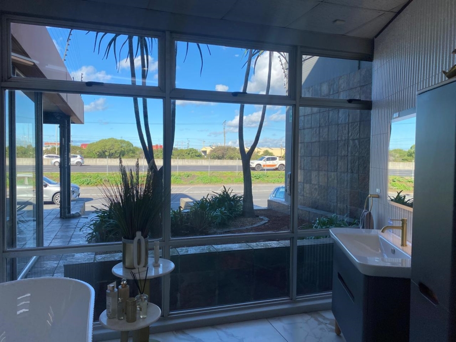 To Let commercial Property for Rent in Paarden Eiland Western Cape